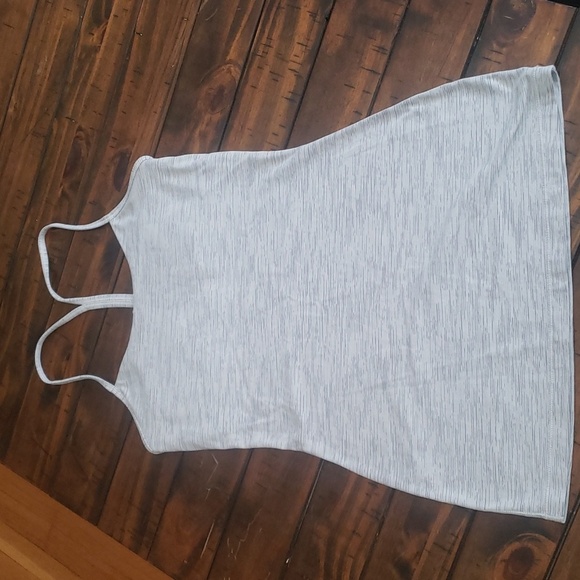 Lululemon power pose tank - Picture 3 of 7